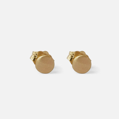 Complete your look with these versatile and timeless DOT /STUD EARRINGS. With their classic design and easy-to-wear style, these earrings are a must-have accessory for any occasion.  4.52mm Round Stud Style Earrings 14k Yellow Gold Satin Finish