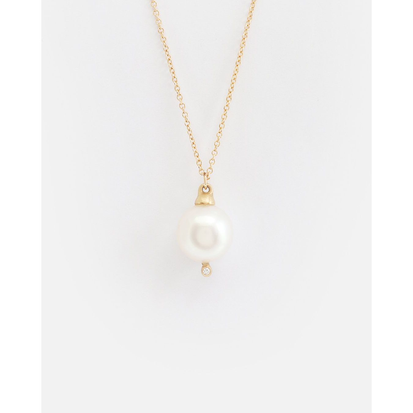 Floating Pearl and Diamond / Necklace