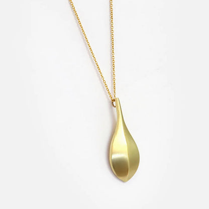 SCOOP Necklace, a stunning piece of jewelry that combines elegant design with timeless beauty.  2 x Round White Diamonds (1 Each) 16" Chain 14k Yellow Gold Pendant 14k Yellow Gold Chain Satin Finish HxW: 24.6mm x 9.8mm
