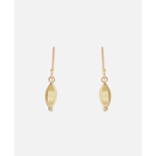 Introducing our versatile and durable LANTERN   DROP earrings, a unique accessory that effortlessly elevates any outfit. Add a touch of elegance and style to your look with our LANTERN earrings today!